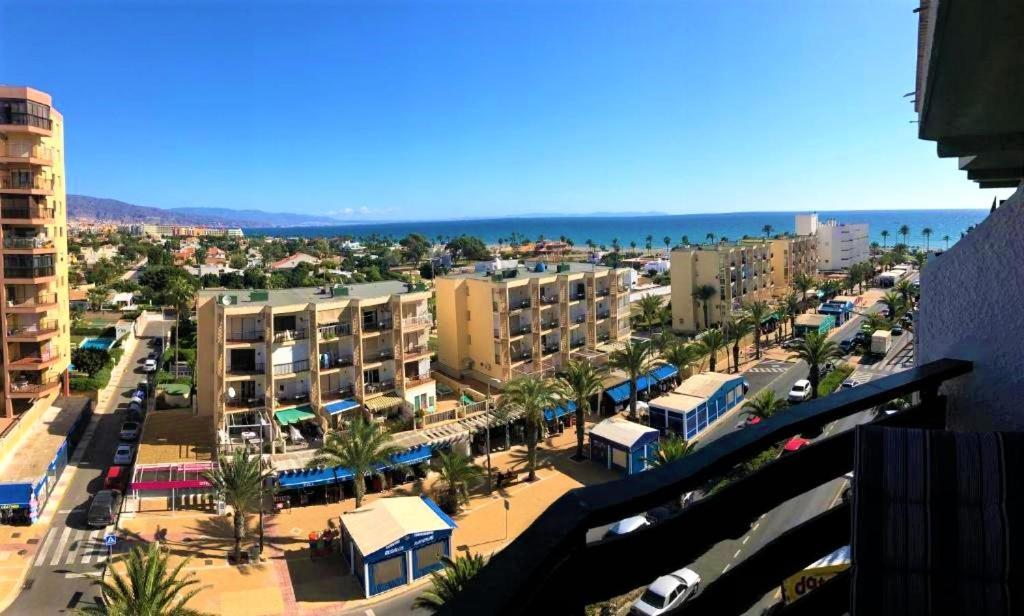 Apartamento Roquetas De Mar Urbanizacion, 2 Dormitorios, Gran Terraza Con Vista Al Mar, Wi-Fi, Parking Y Piscina מראה חיצוני תמונה